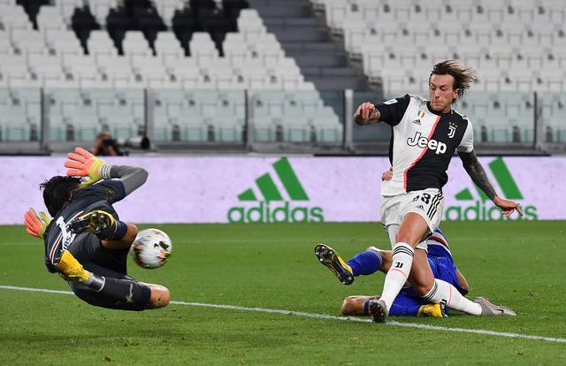 意著名足球经纪人：萨内在加拉塔萨雷能成为领袖，他水准很高（意大利知名足球经纪人：萨内可在加拉塔萨雷担当核心，水平极高）