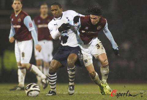 告别林皇！从被骂退役球员到联赛MVP，林加德在首尔FC的辉煌两年与未来挑战（送别林皇：从被指退役边缘到联赛MVP，林加德在首尔FC的两年高光与前路挑战）