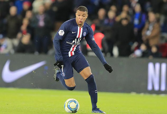 每体：巴萨已明确表示，不会为合同只剩六个月的球员支付转会费（每体：巴萨表态，合同仅剩半年的球员不付转会费）